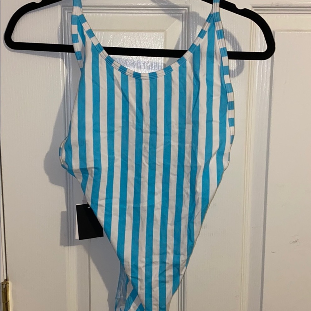 Aritzia Tna bodysuit